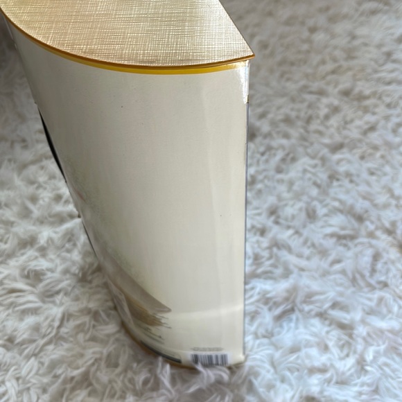 - NRFB Celebration Barbie ~ 2000 🎊 - Picture 11 of 12